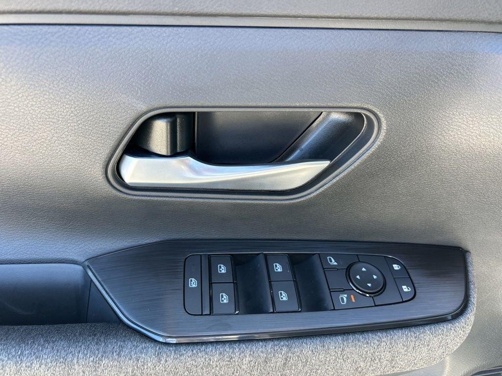 Nissan Kicks Sv - Thumbnail 19