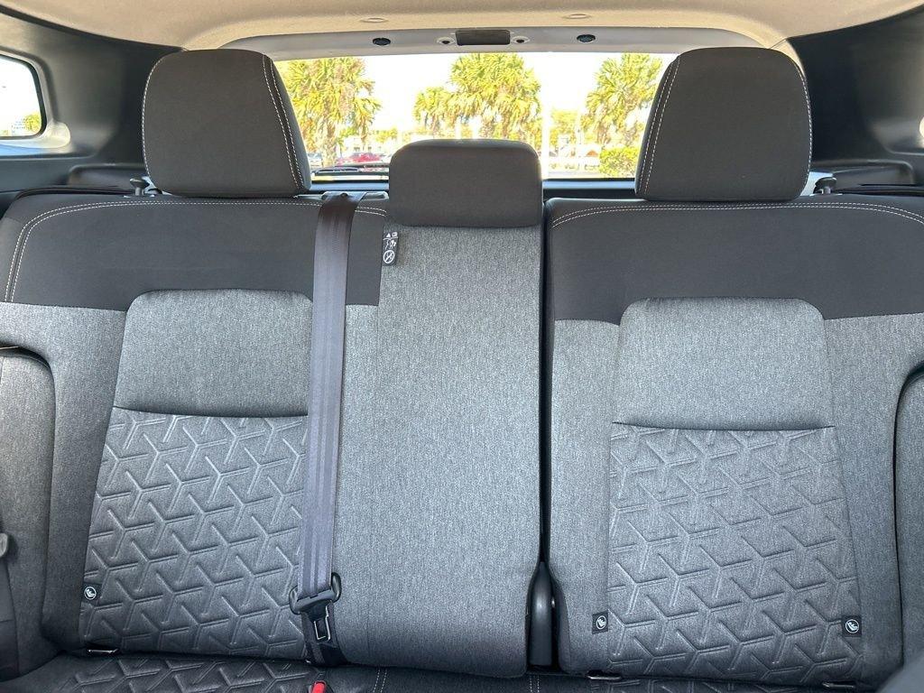 Nissan Kicks Sv - Thumbnail 15