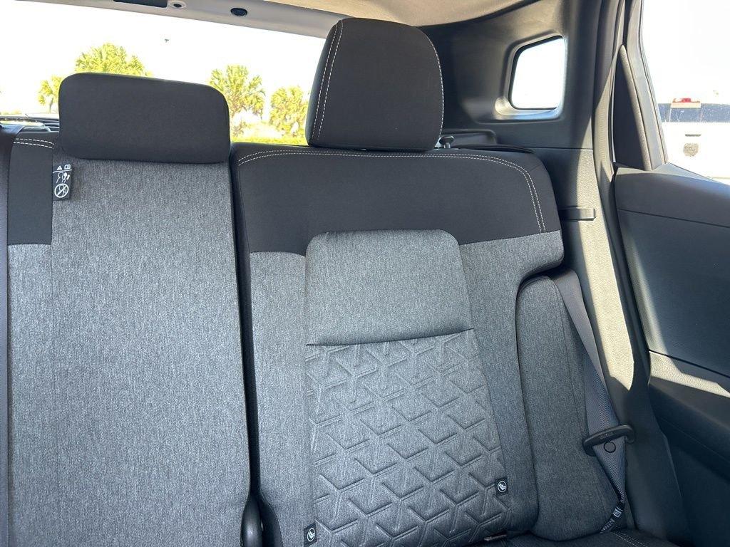 Nissan Kicks Sv - Thumbnail 16