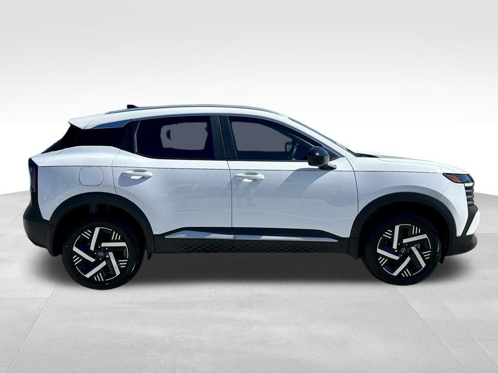 Nissan Kicks Sv - Thumbnail 5