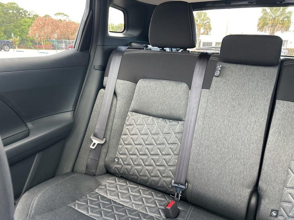 Nissan Kicks Sv - Thumbnail 14