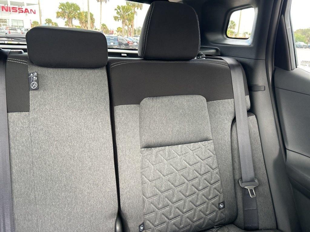 Nissan Kicks Sv - Thumbnail 15