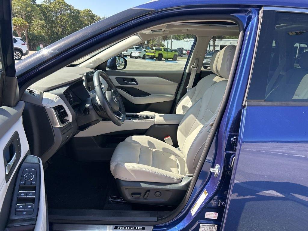 Nissan Rogue Sl - Thumbnail 18