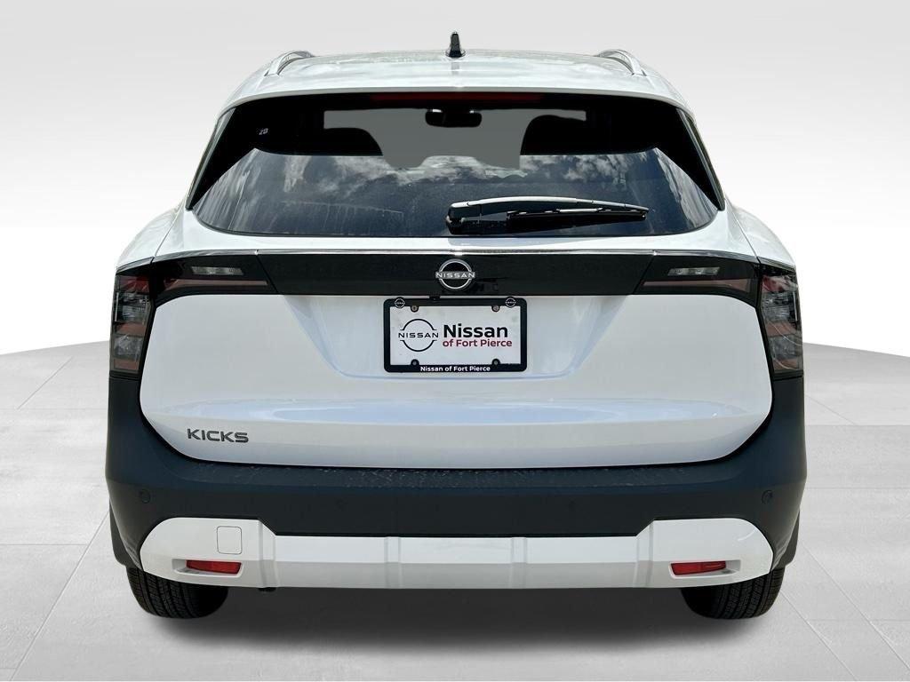 Nissan Kicks Sv - Thumbnail 8