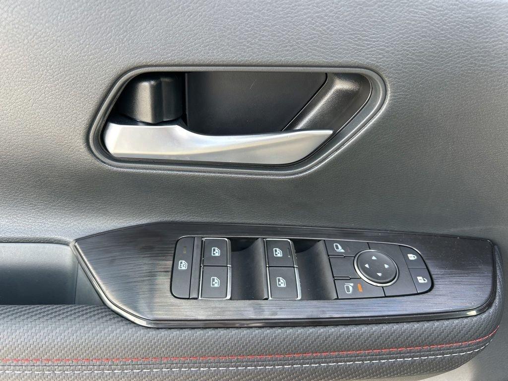 Nissan Kicks Sr - Thumbnail 13