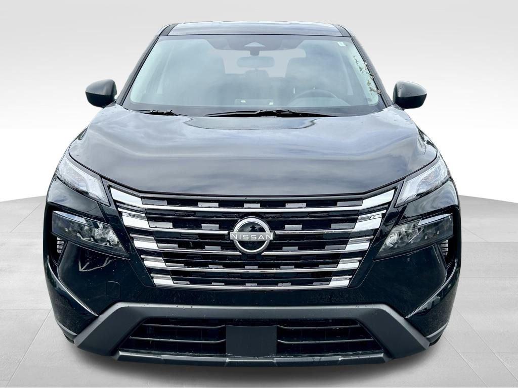 Nissan Rogue S - Thumbnail 10