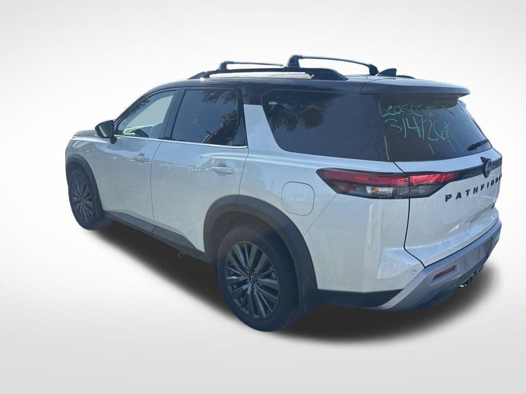 Nissan Pathfinder Sl - Thumbnail 7