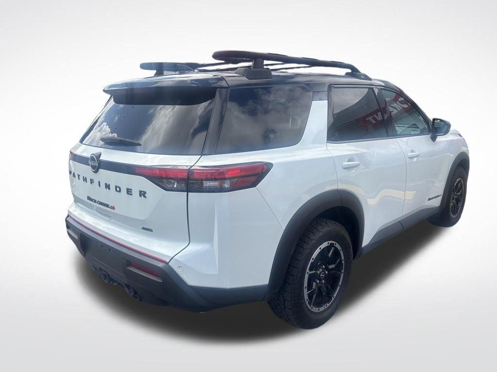 Nissan Pathfinder Rock Creek - Thumbnail 6