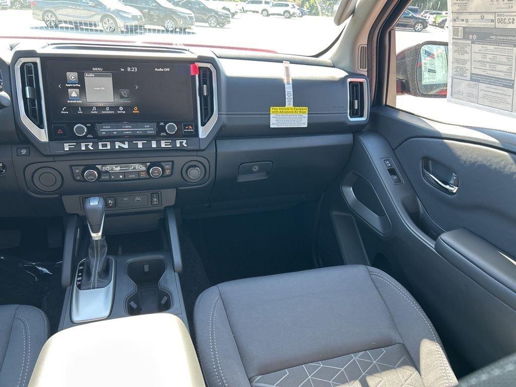 Nissan Frontier Crew Cab Sv - Thumbnail 13