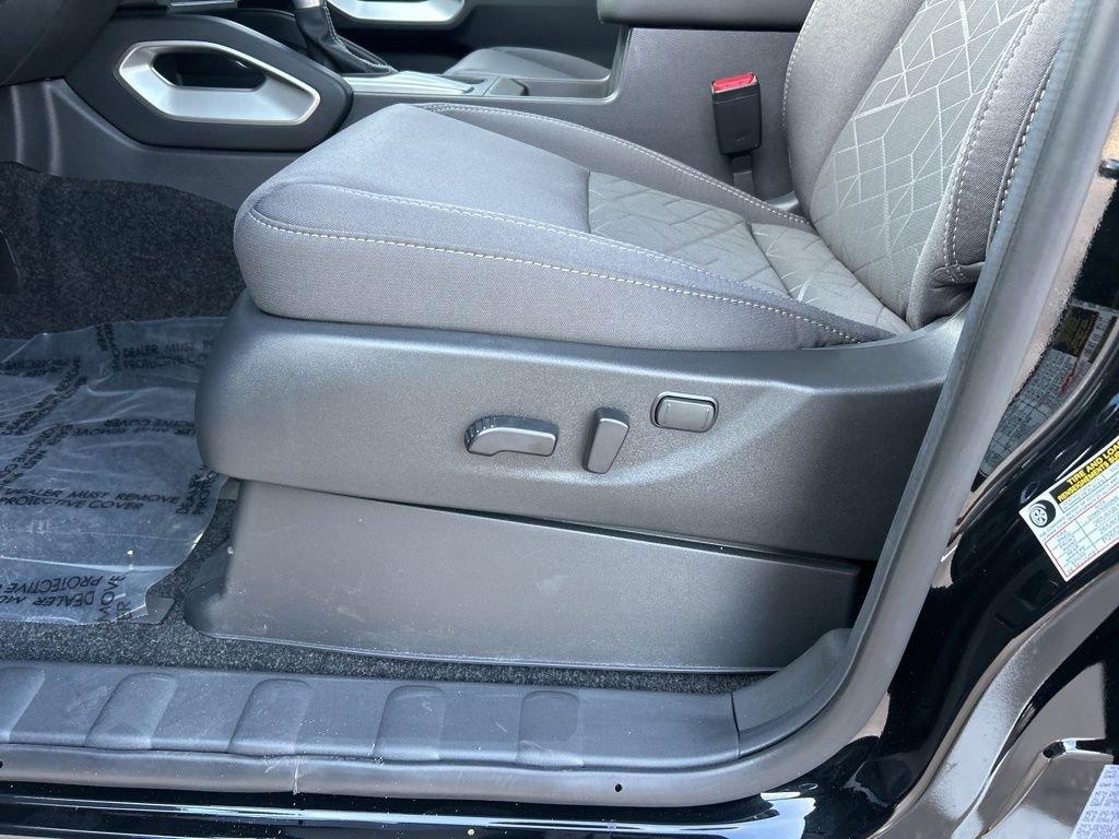 Nissan Frontier Crew Cab Sv - Thumbnail 18