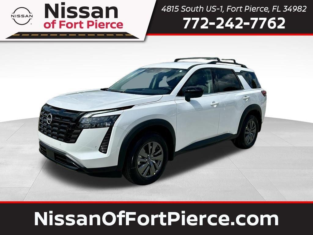 Nissan Pathfinder Sv - Thumbnail 2