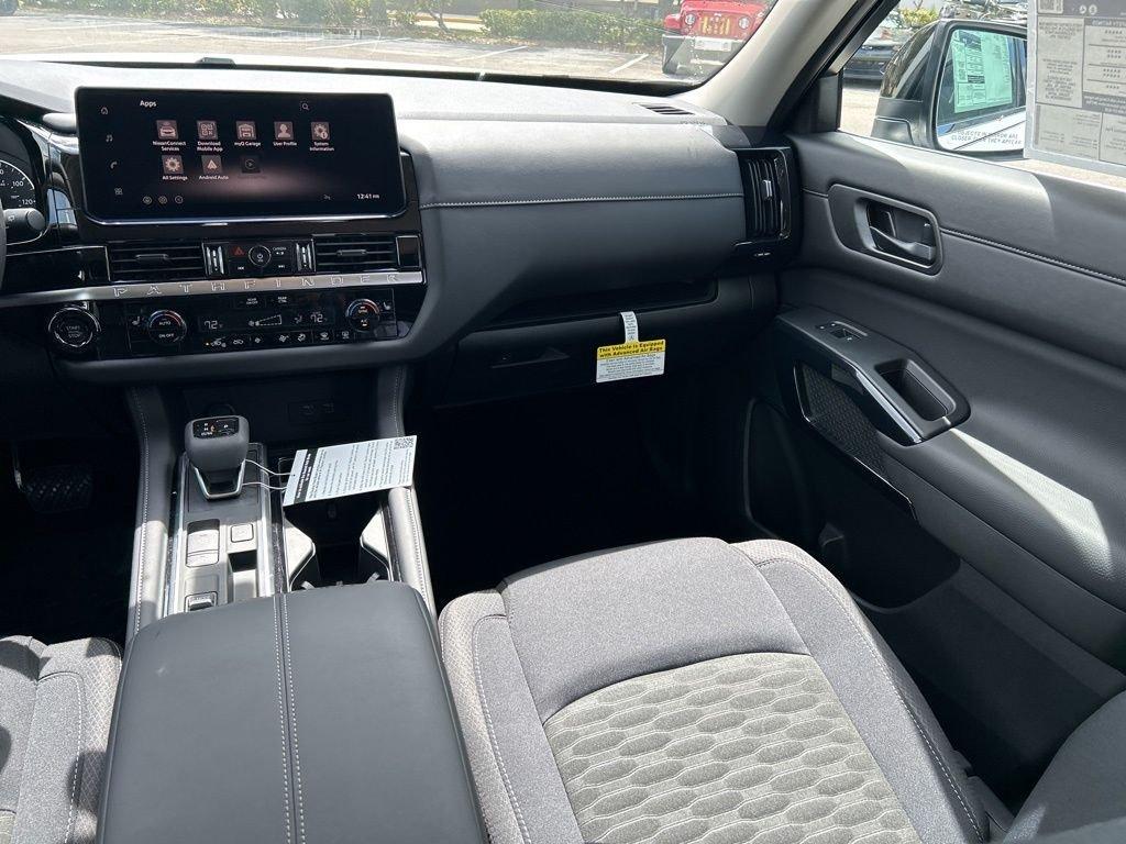 Nissan Pathfinder Sv - Thumbnail 13