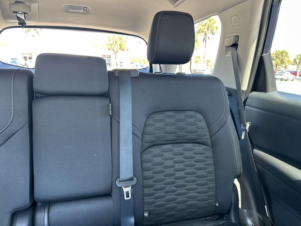 Nissan Pathfinder Sv - Thumbnail 16