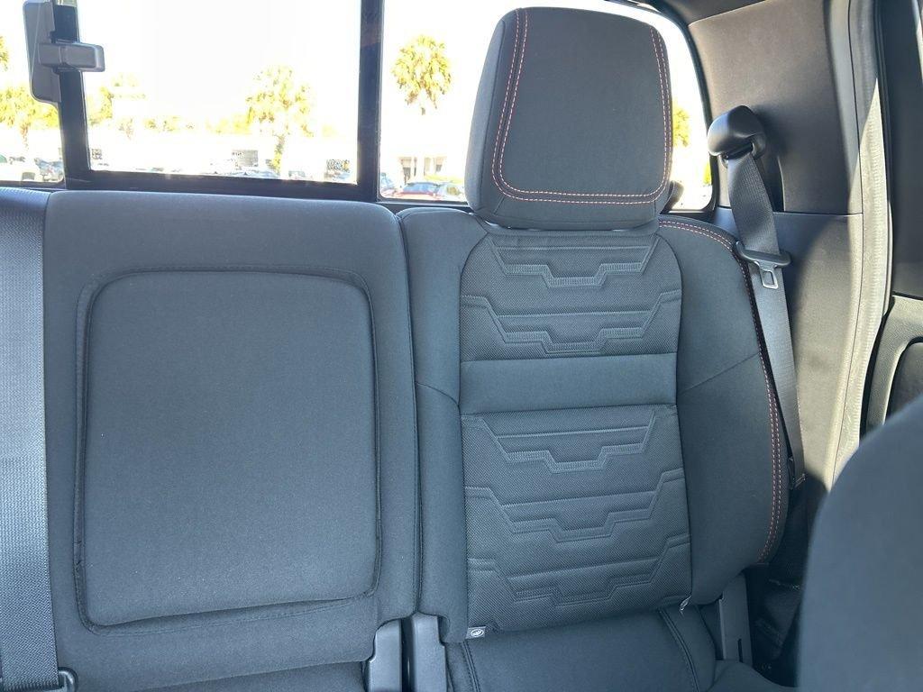 Nissan Frontier Crew Cab Pro-X® - Thumbnail 16