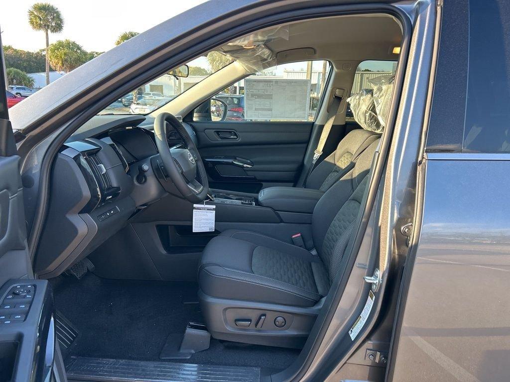 Nissan Pathfinder Sv - Thumbnail 17