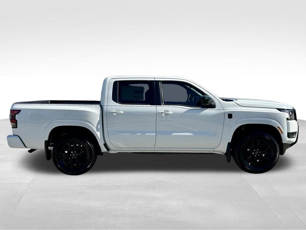 Nissan Frontier Crew Cab Sv - Thumbnail 5