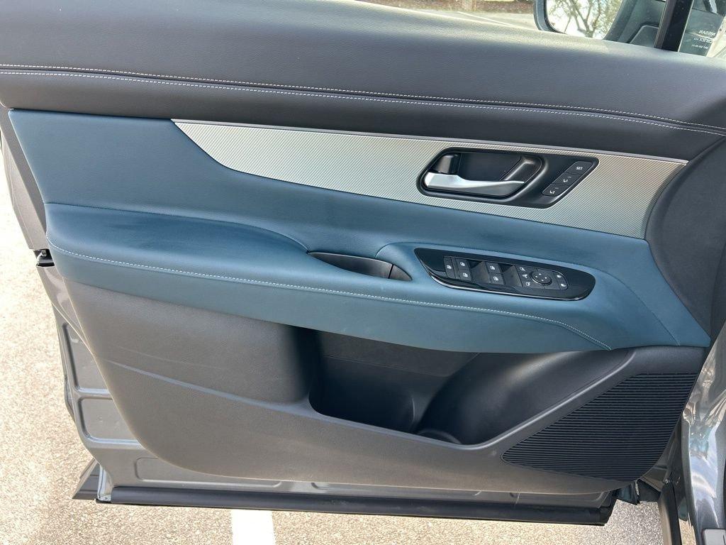 Nissan Murano Platinum - Thumbnail 19