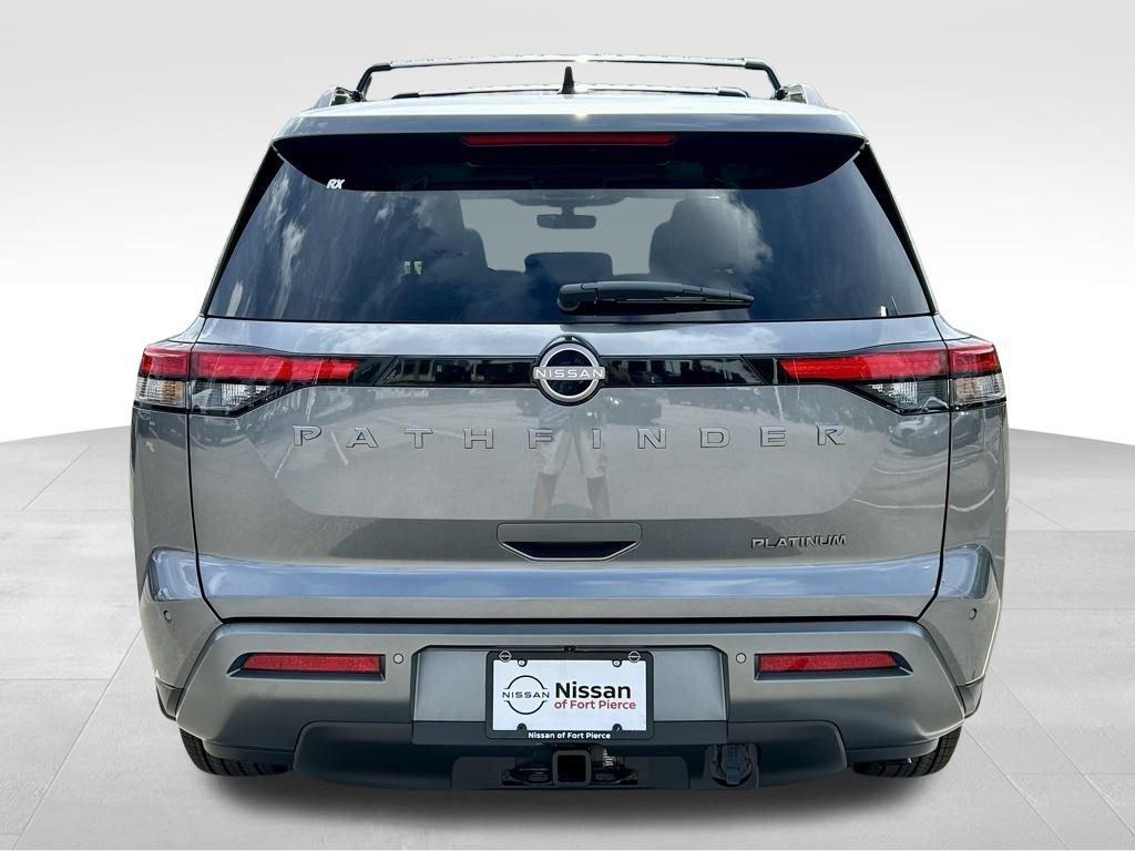 Nissan Pathfinder Platinum - Thumbnail 8
