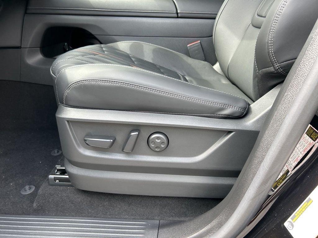 Nissan Armada Pro-4X - Thumbnail 12