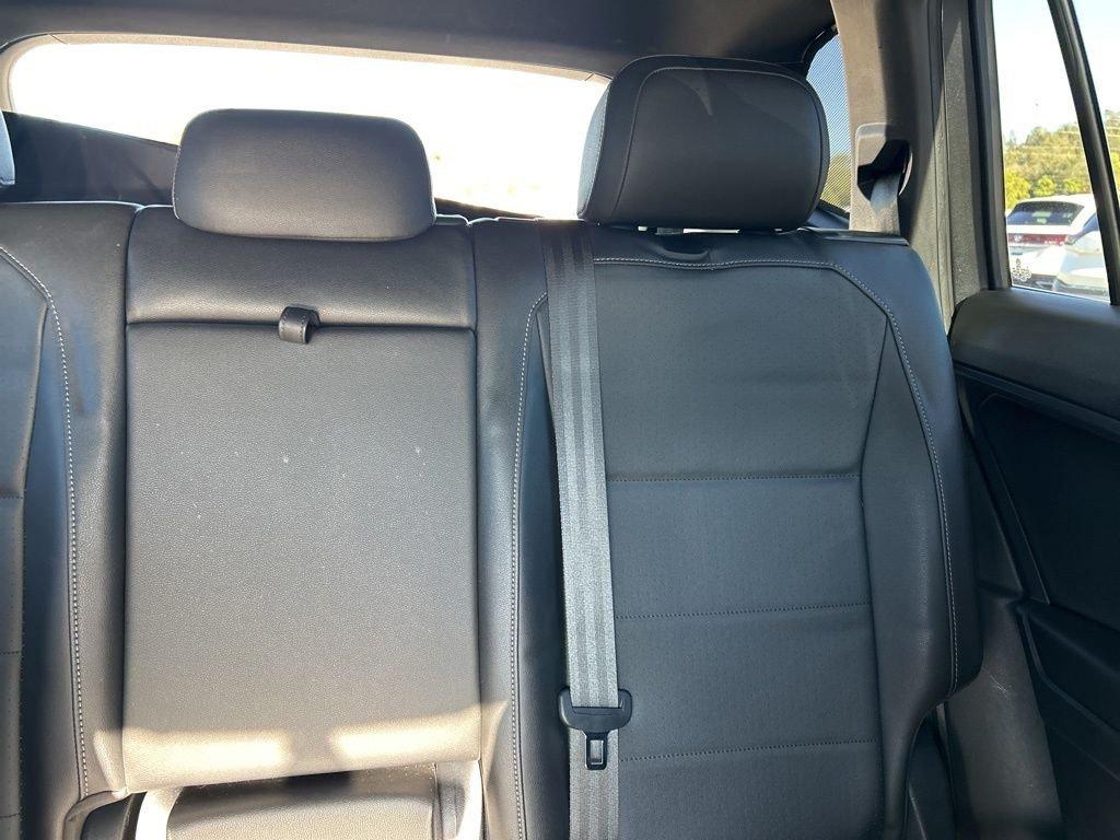 Volkswagen Tiguan 2.0T Se R-Line Black - Thumbnail 16