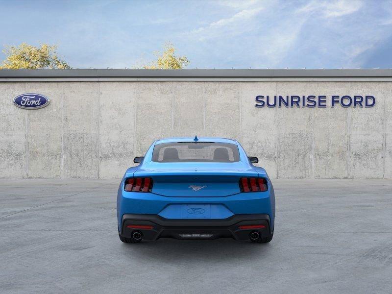 Ford Mustang Ecoboost® Premium Fastback - Thumbnail 5