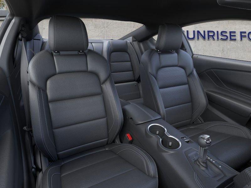 Ford Mustang Ecoboost® Premium Fastback - Thumbnail 10