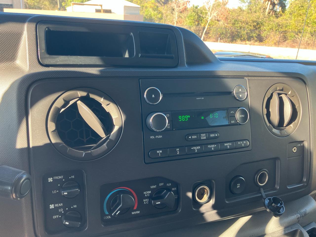 Ford Econolinee-350 Xl Super Duty - Thumbnail 19