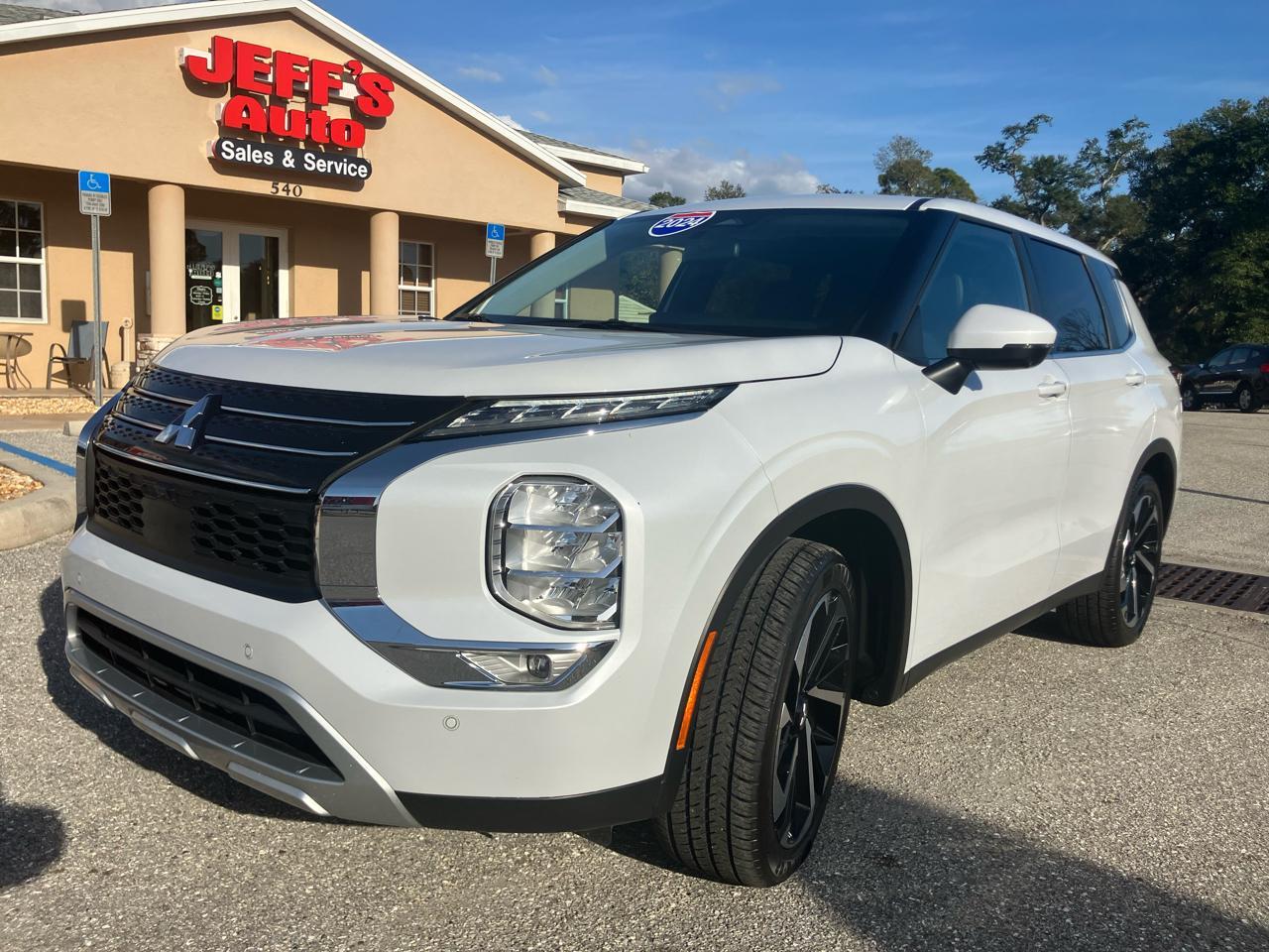 Mitsubishi Outlanderse 2Wd - View 1