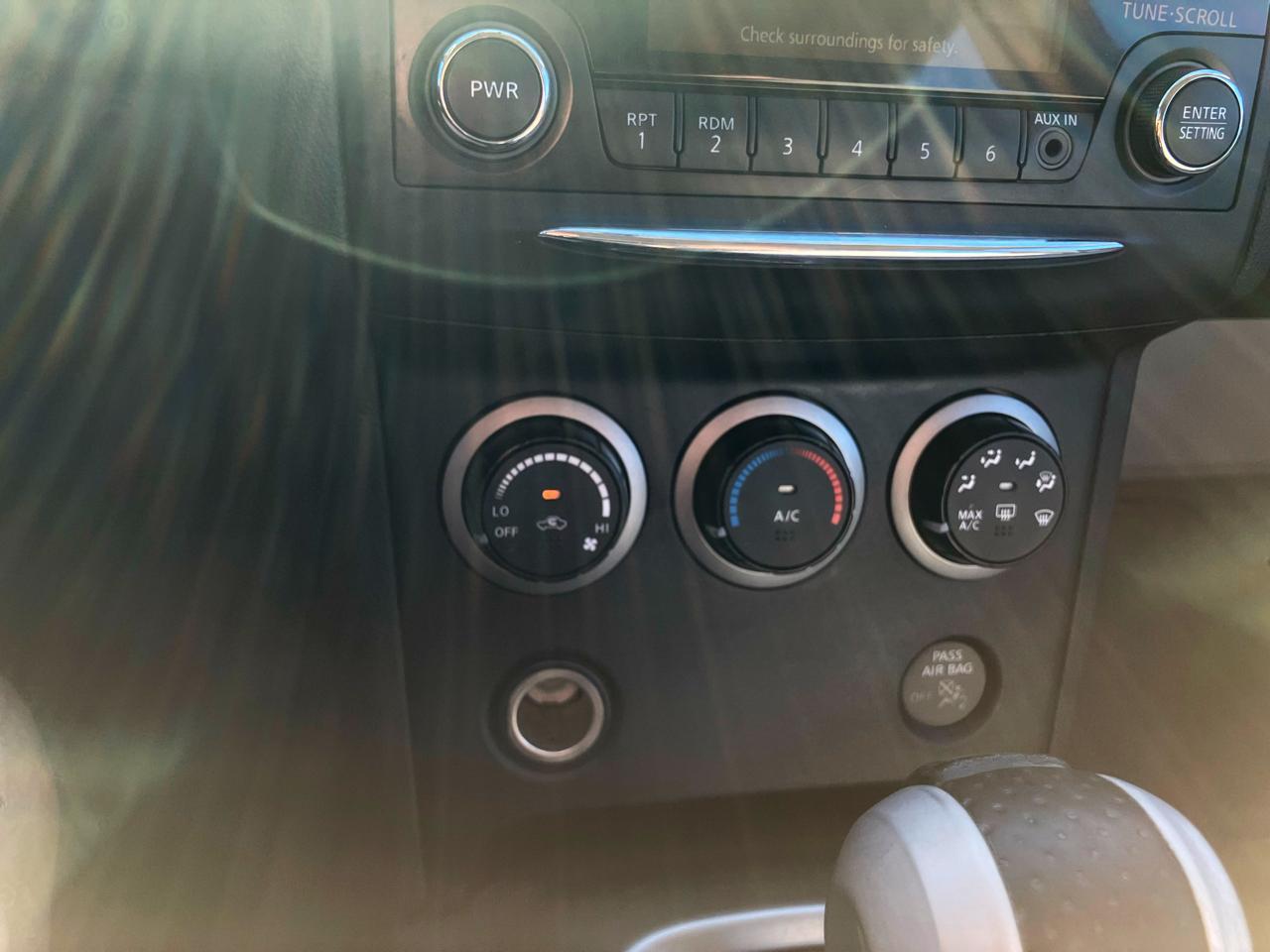 Nissan Rogue Selects 2Wd - Thumbnail 14