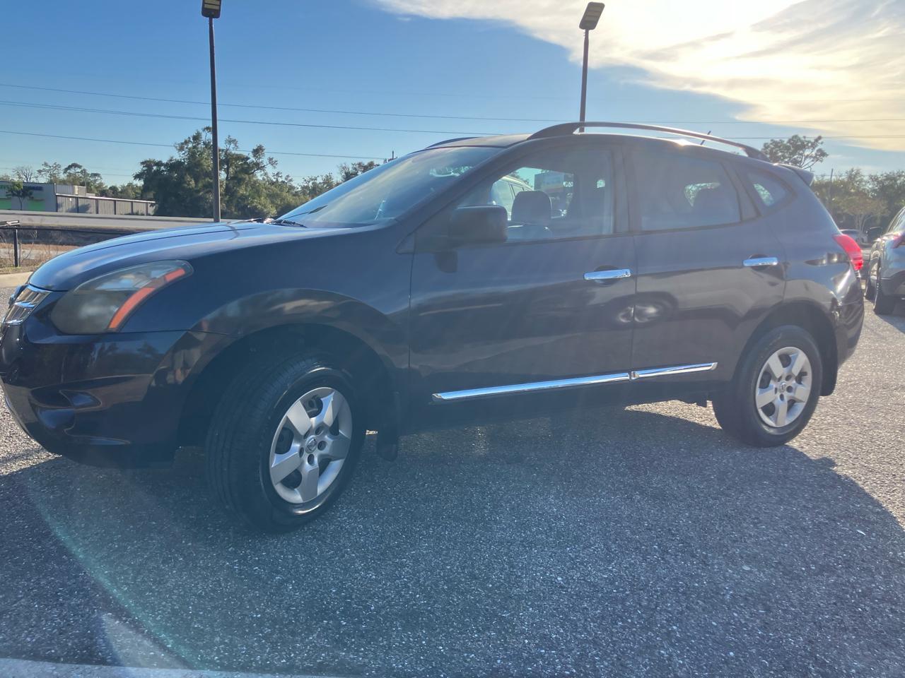 Nissan Rogue Selects 2Wd - Thumbnail 2