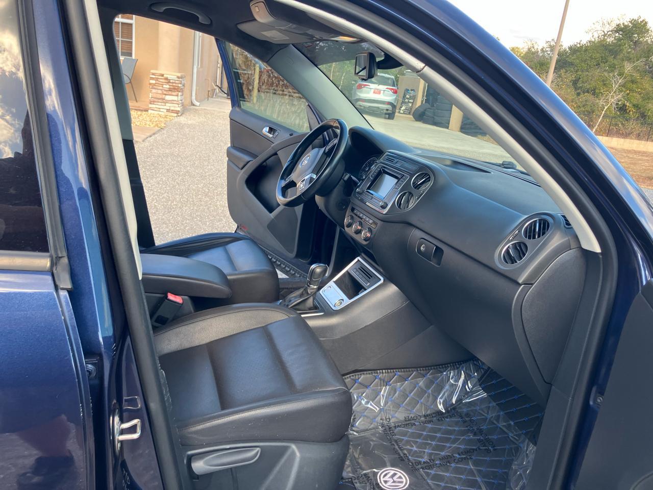 Volkswagen Tiguans - Thumbnail 15