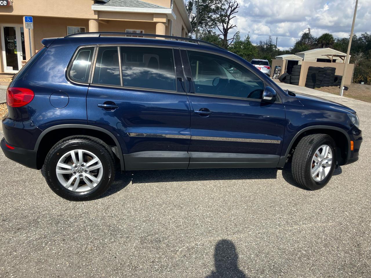 Volkswagen Tiguans - Thumbnail 7