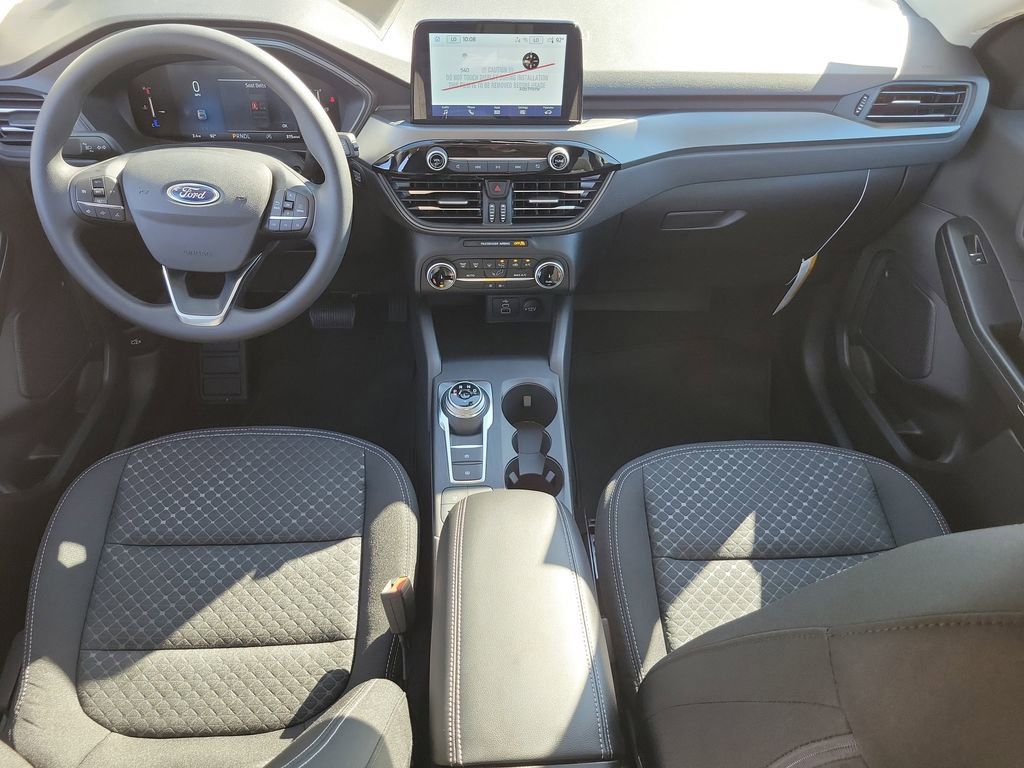 Ford Escape - Thumbnail 12