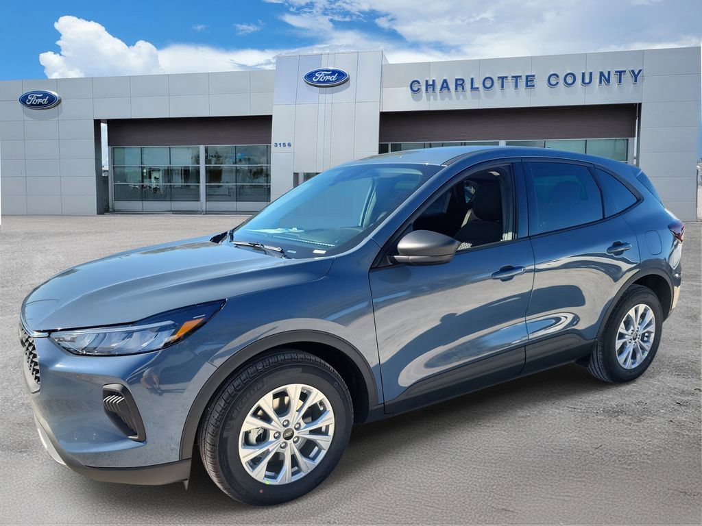 Ford Escape - Thumbnail 2