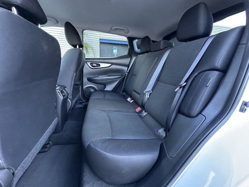 Nissan Rogue Sport - Thumbnail 14