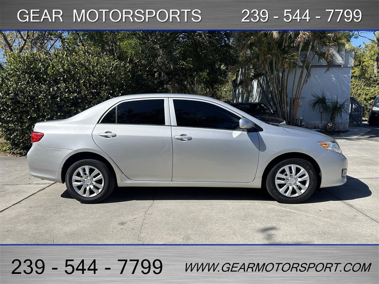 Toyota Corolla Le - Thumbnail 4