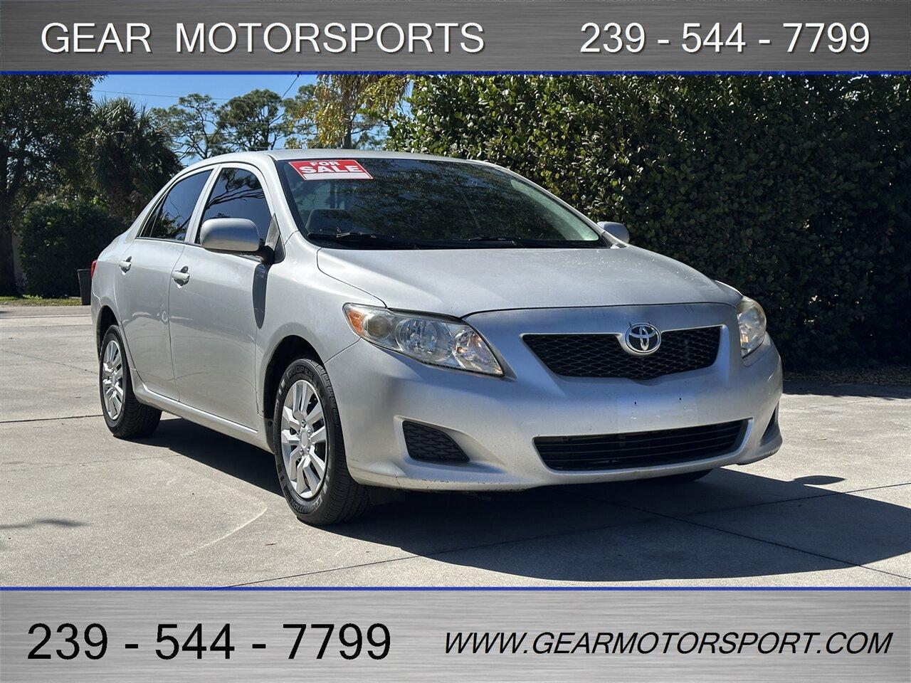 Toyota Corolla Le - Thumbnail 3