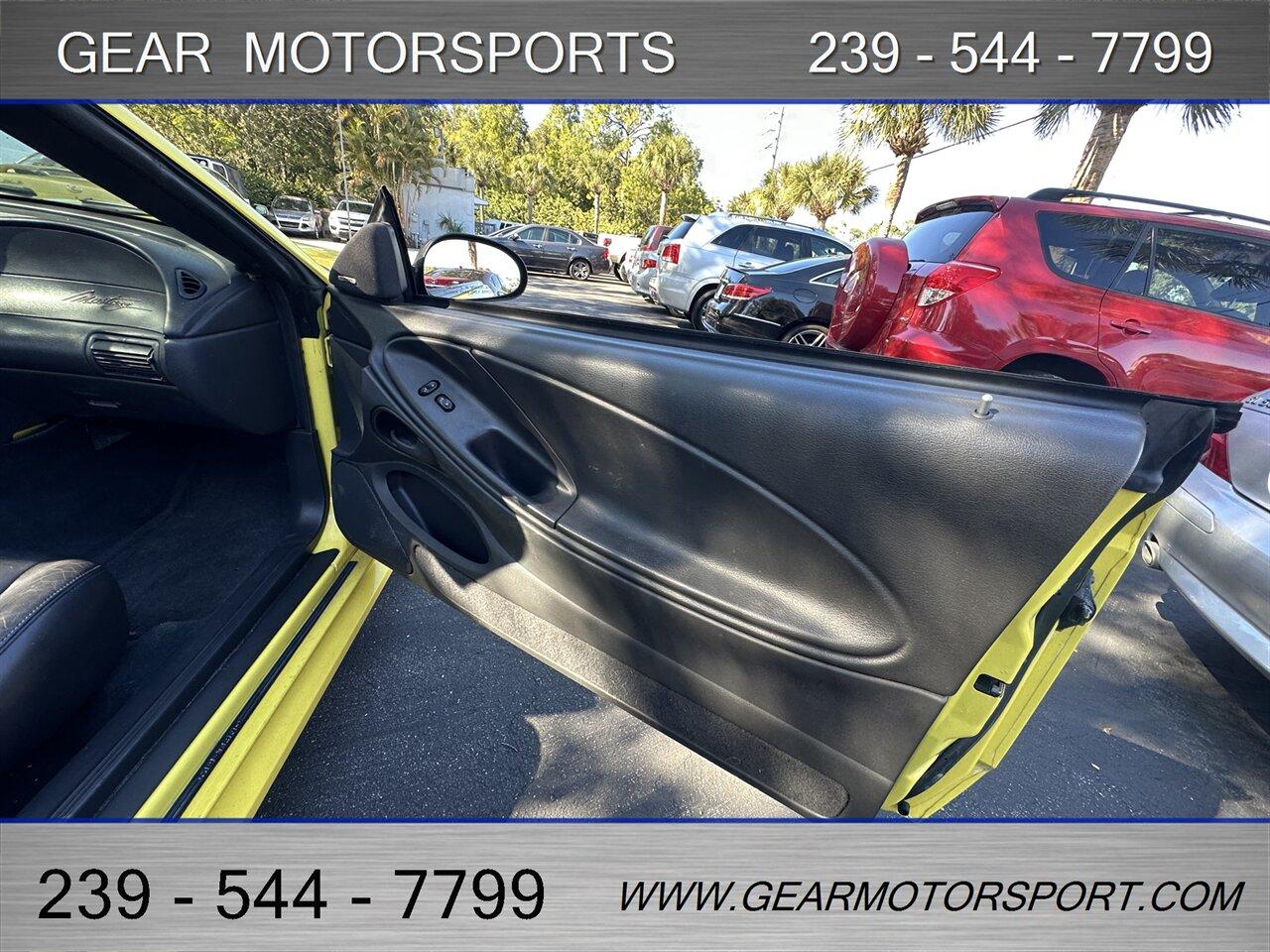 Ford Mustang Gt Premium - Thumbnail 18