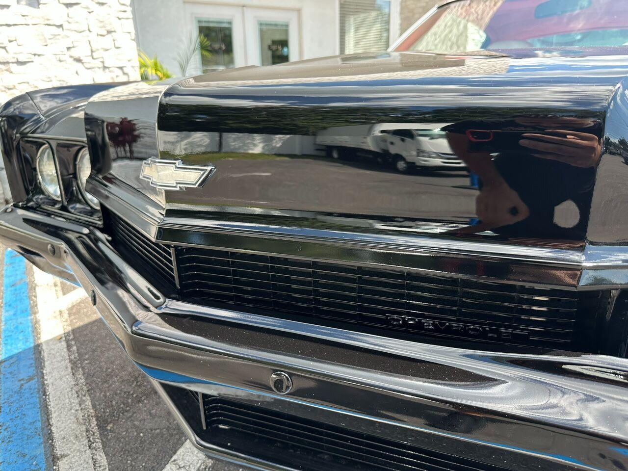 Chevrolet Impala - Thumbnail 5