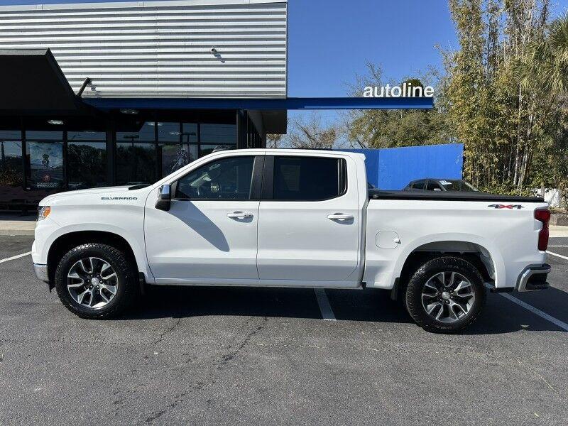 Chevrolet Silverado 1500 - Thumbnail 2