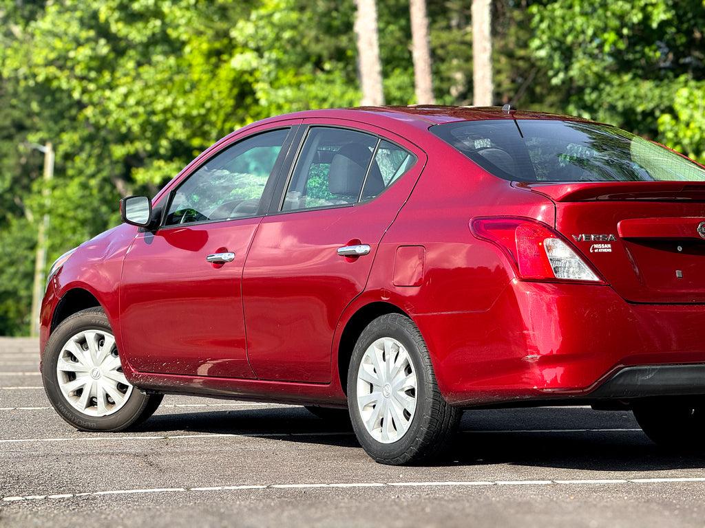 Nissan Versa - Thumbnail 5