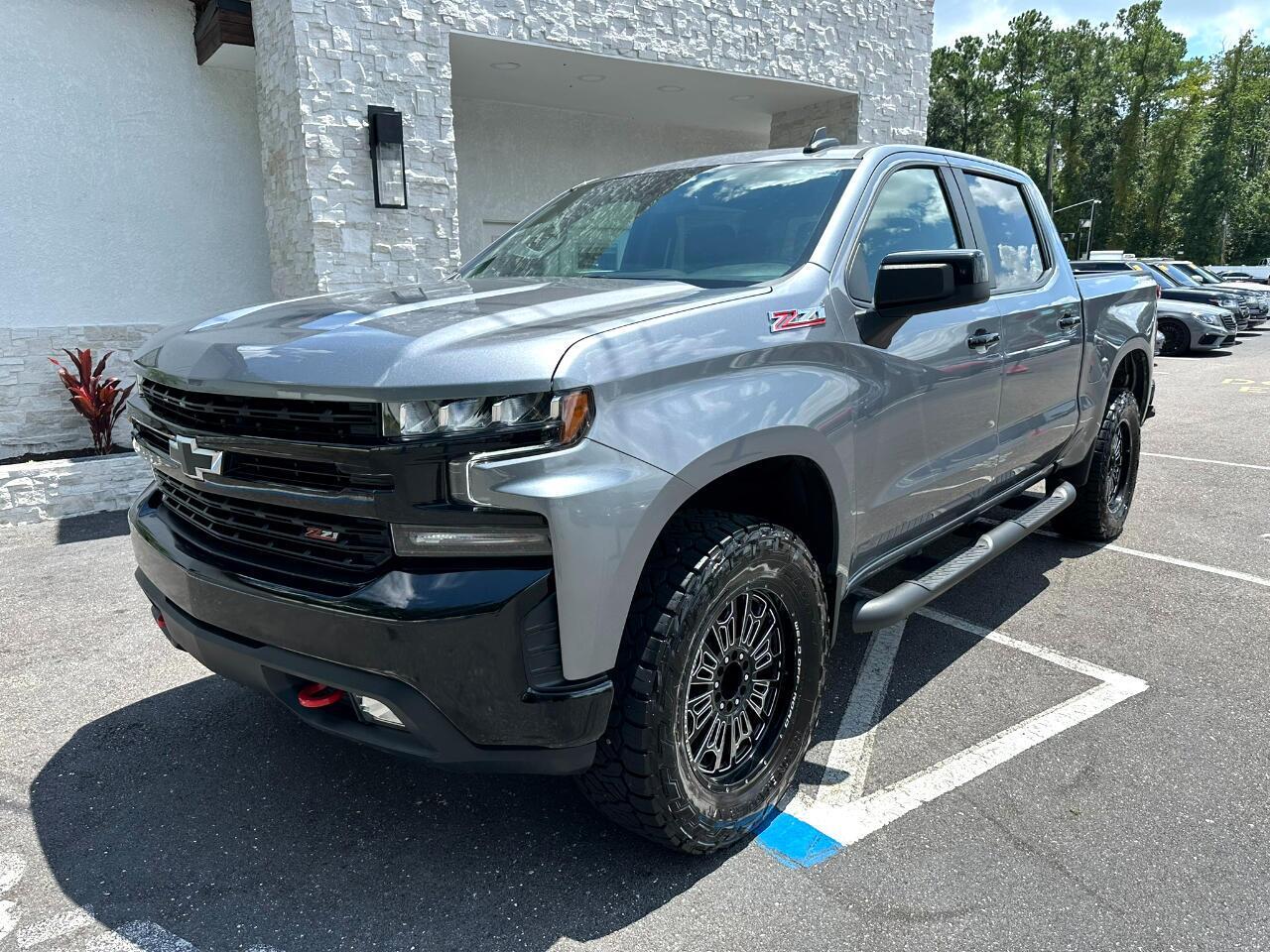 Chevrolet Silverado 1500 - Thumbnail 3