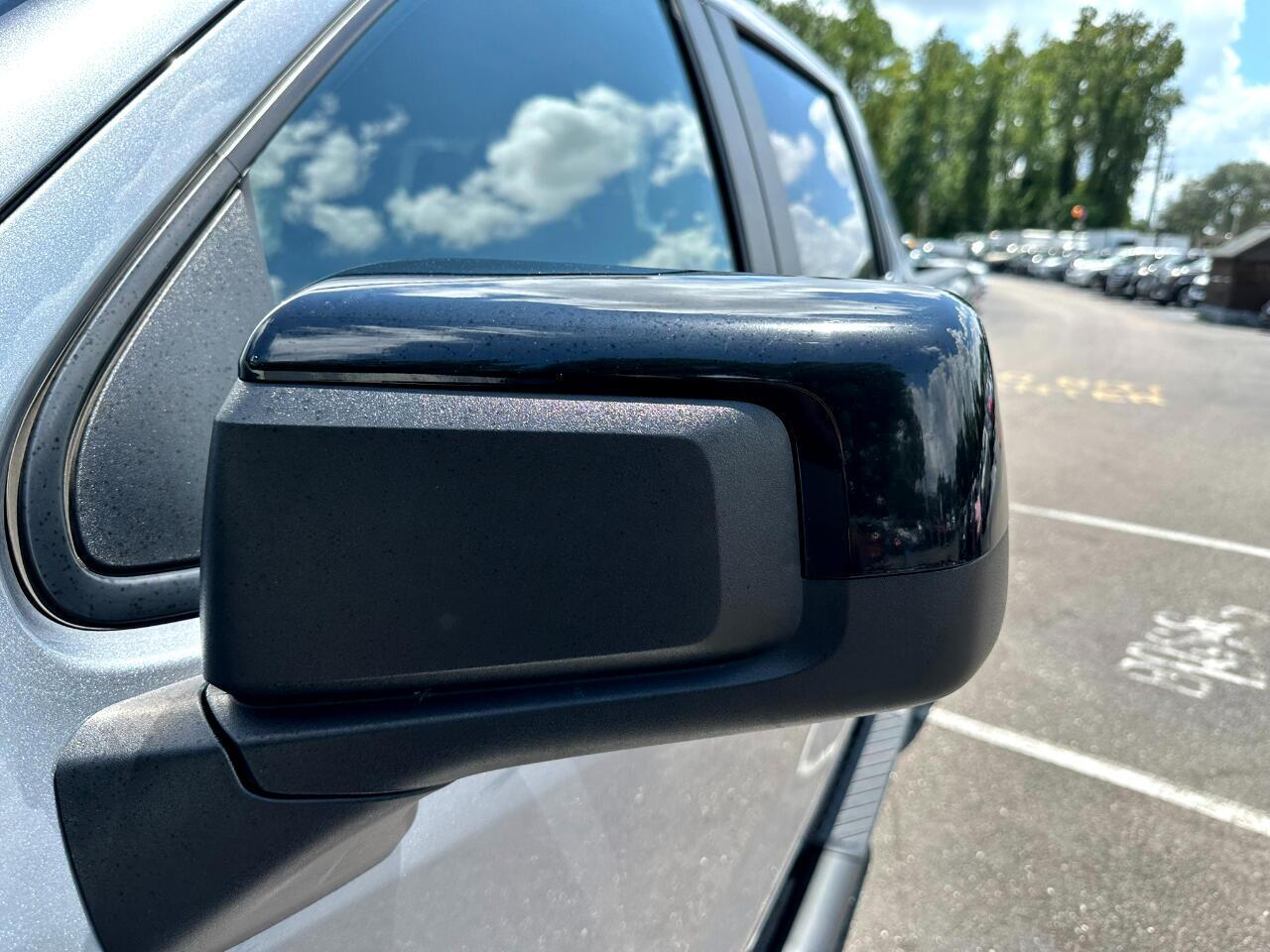 Chevrolet Silverado 1500 - Thumbnail 13