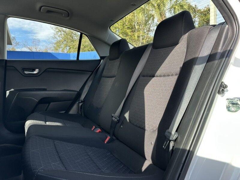 Kia Rio - Thumbnail 17