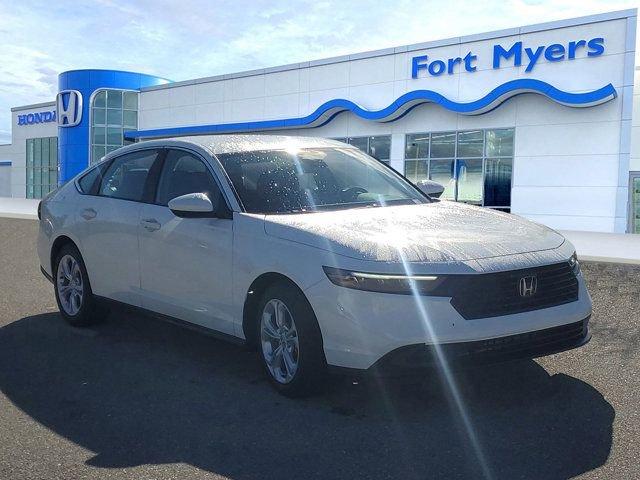 Honda Accord Sedan Lx Fwd - Thumbnail 2