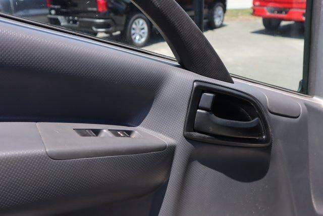 Chevrolet 3500 Hg Lcf Gas Base Rwd 2D Standard Cab - Thumbnail 17