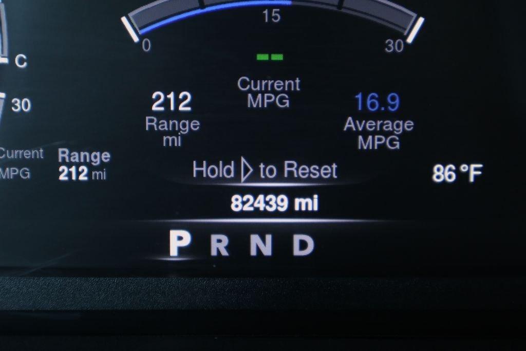 Ram 1500 Classic Slt 4Wd 4D Crew Cab - Thumbnail 14