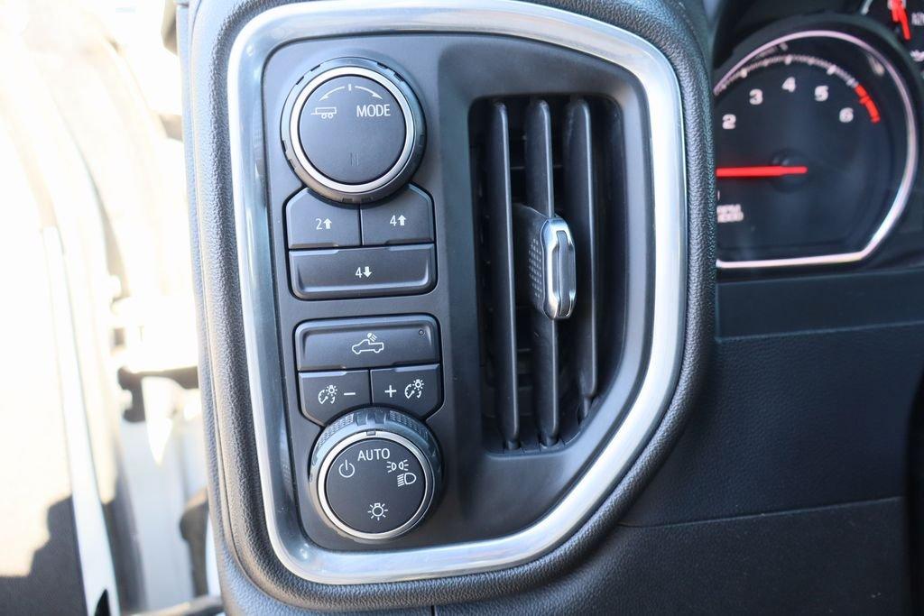 Chevrolet Silverado 2500Hd Lt 4Wd 4D Crew Cab - Thumbnail 13