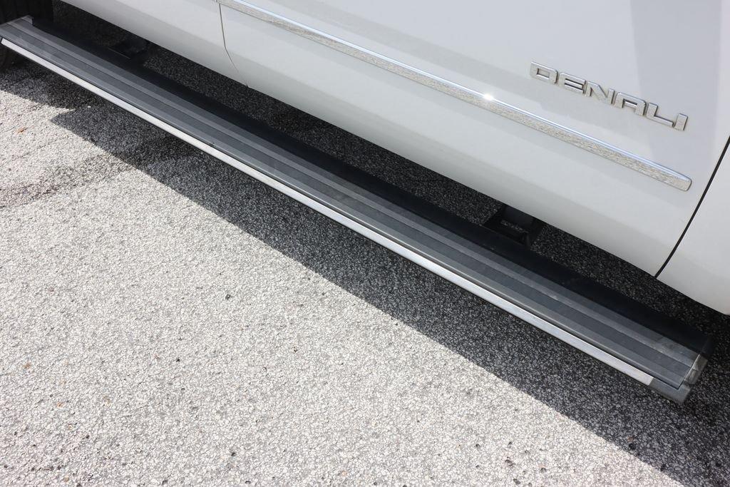 Gmc Yukon Xl Denali 4Wd 4D Sport Utility - Thumbnail 11