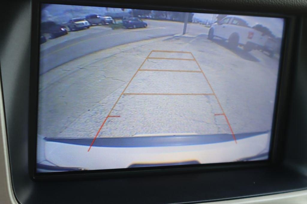 Gmc Yukon Xl Denali 4Wd 4D Sport Utility - Thumbnail 17